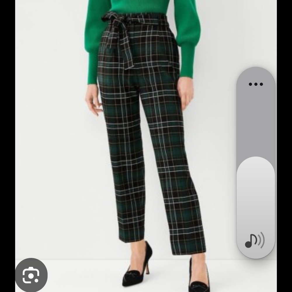 Ann Taylor Plaid Cropped Pants in Black and Green